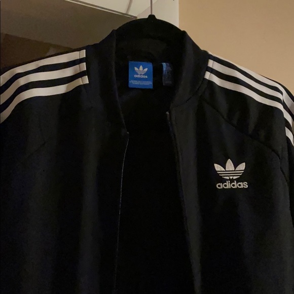 Women’s Adidas jacket - Picture 9 of 16